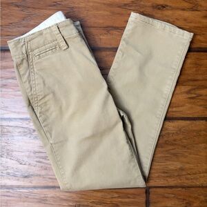 Boys GAP Khaki Pants – Size 7 – Excellent Condition